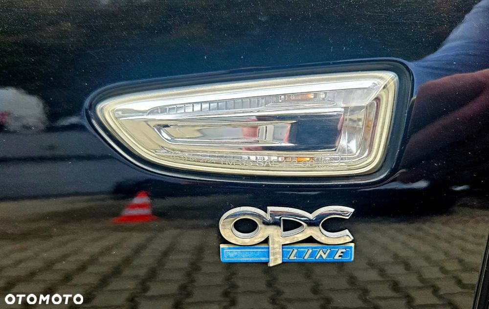 Opel Insignia CT 1.6 T Exclusive S&S - 22