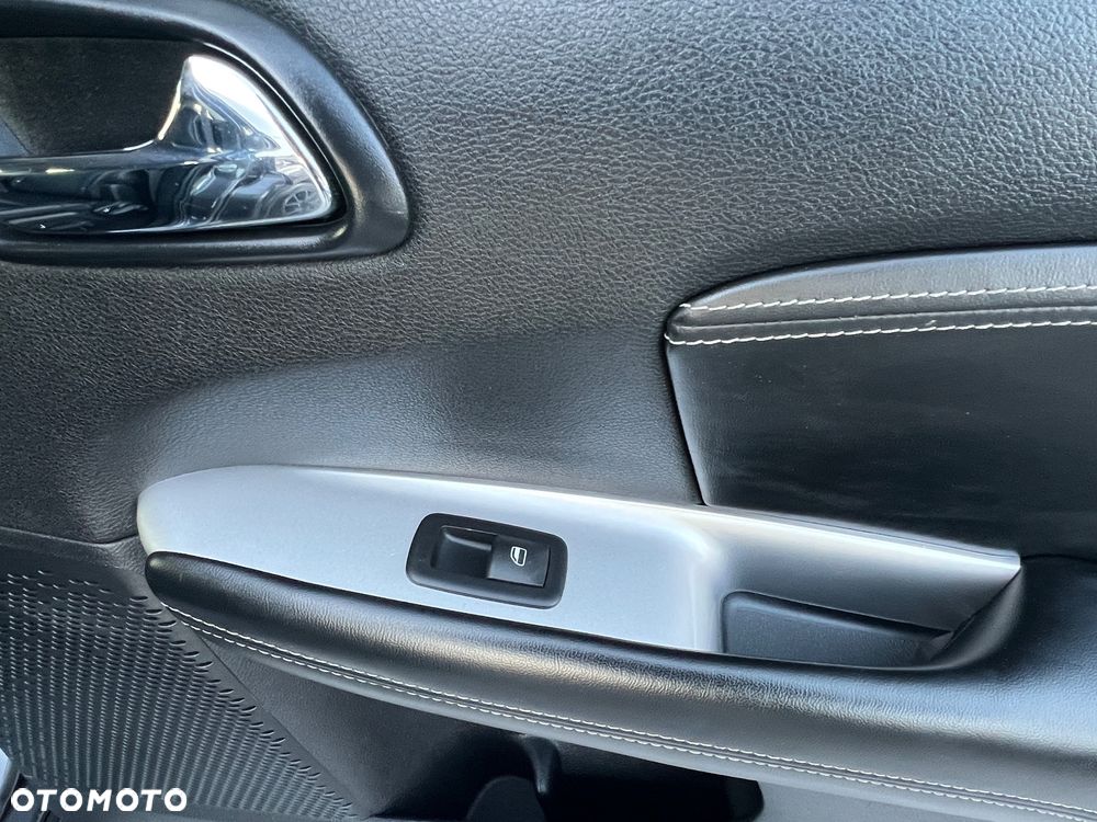 Fiat Freemont 2.0 Multijet Black Code AWD - 23