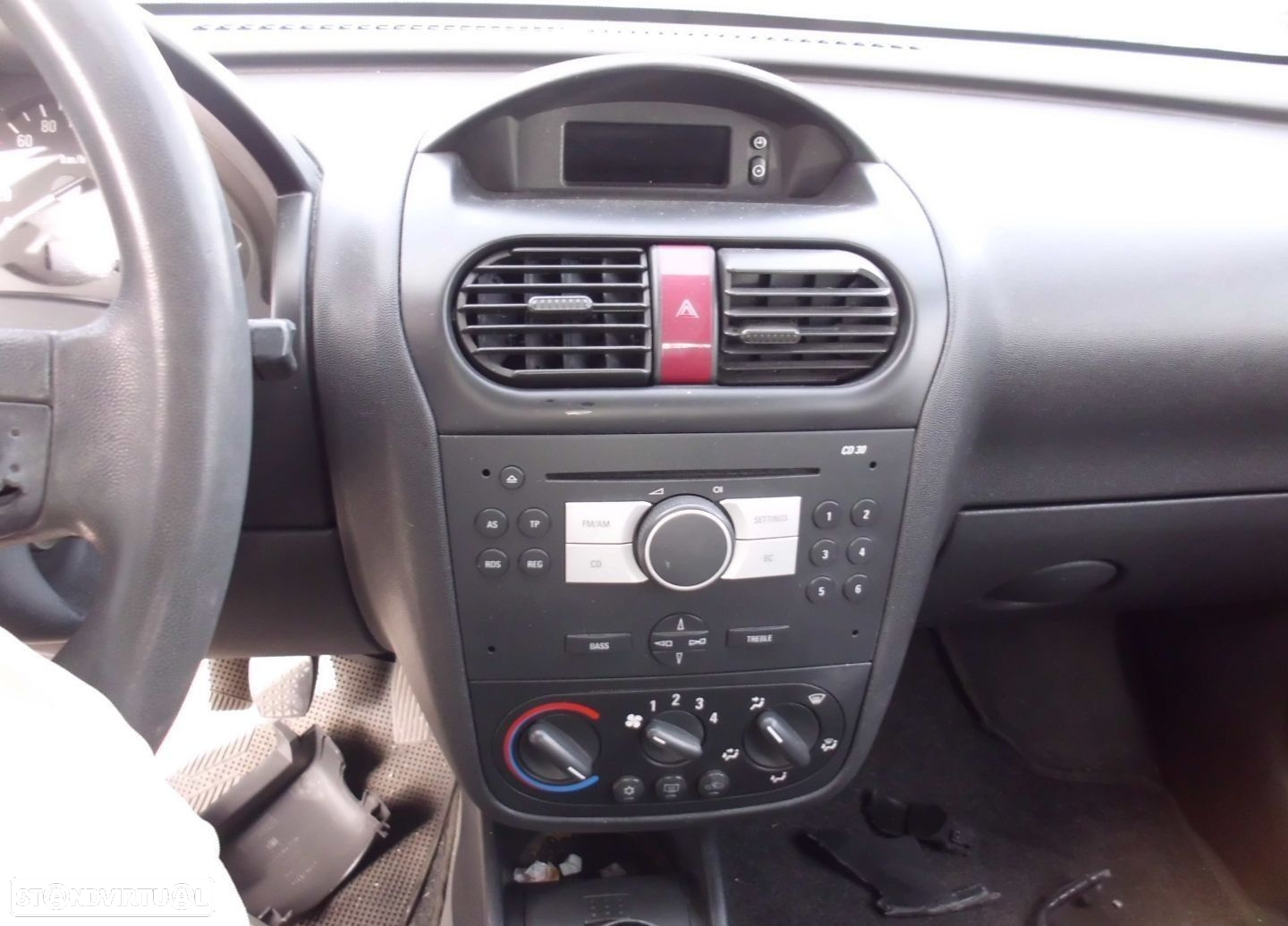 Peças Opel Corsa C (X01) 2000 a 2009 - 28