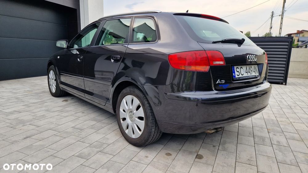 Audi A3 Sportback - 3