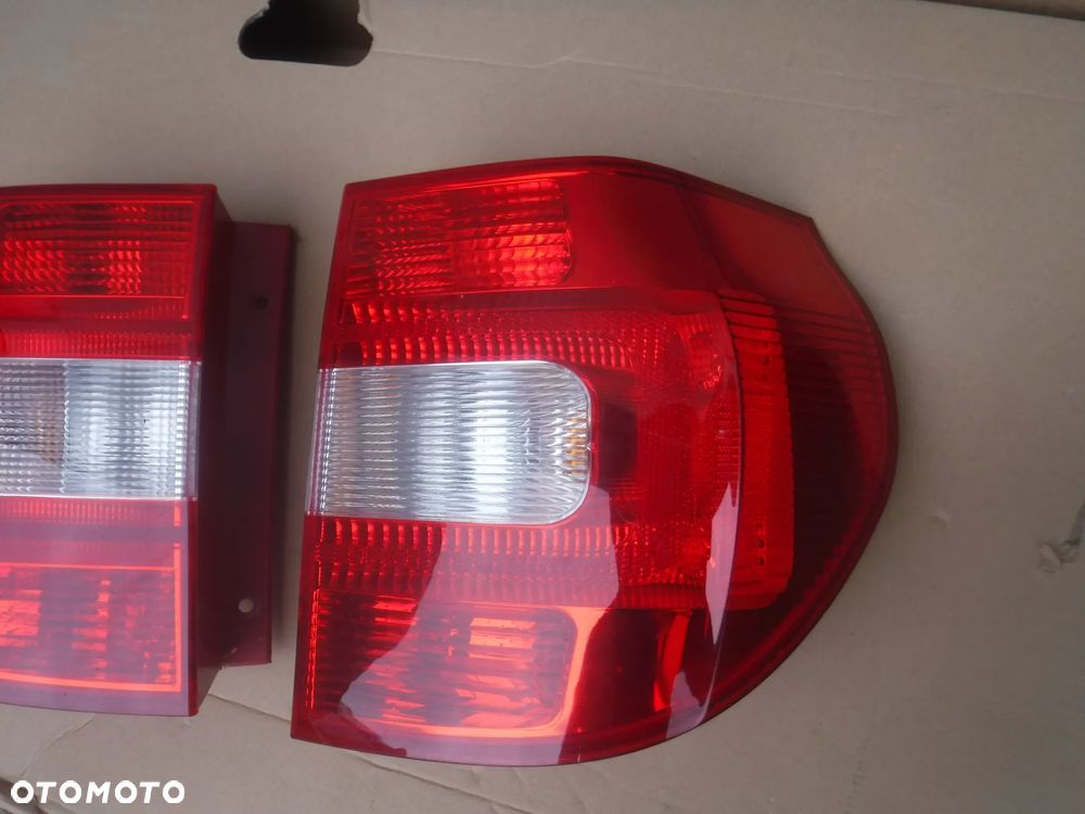 Skoda Yeti LIFT lampa tyl lewa prawa - 3