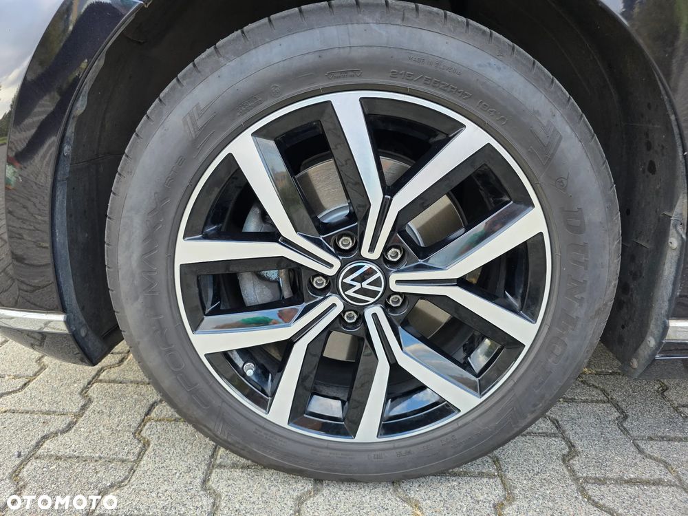 Volkswagen Passat - 26