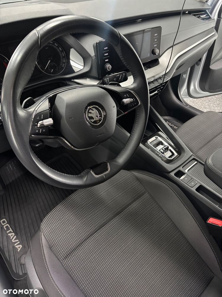 Skoda Octavia 1.5 TSI e-Tec Ambition DSG - 6