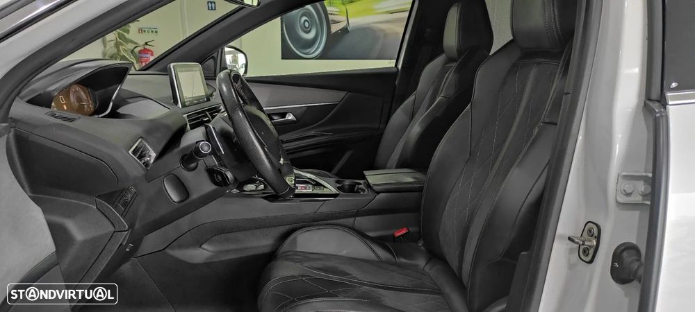 Peugeot 5008 2.0 BlueHDi GT EAT8 - 17