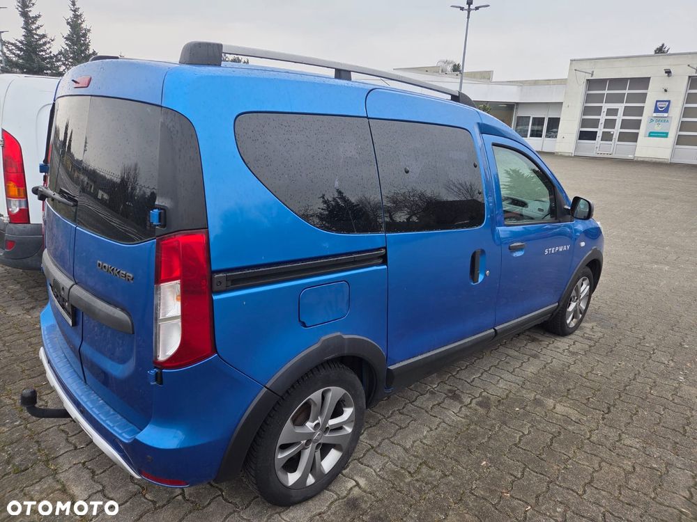 Dacia Dokker TCe 115 Stepway Celebration - 15