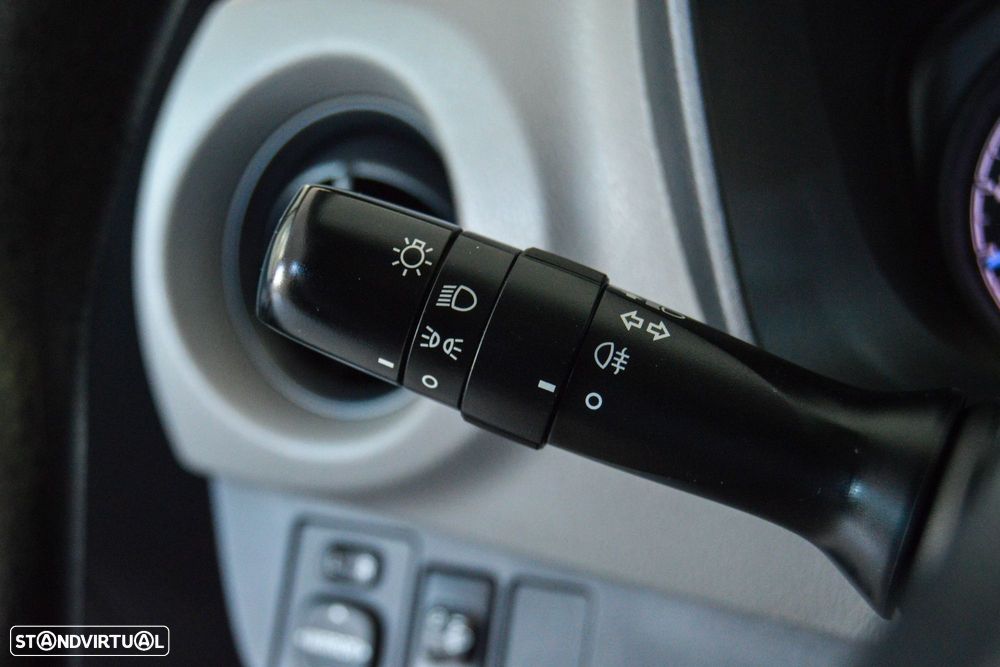 Toyota Yaris 1.4 D-4D ACtive - 31