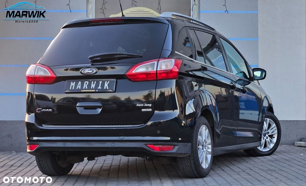 Ford Grand C-MAX - 17