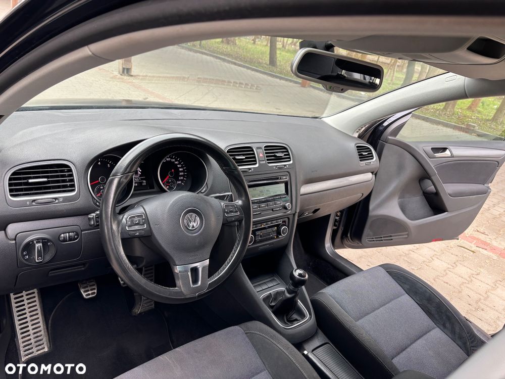 Volkswagen Golf 1.2 TSI Style - 14