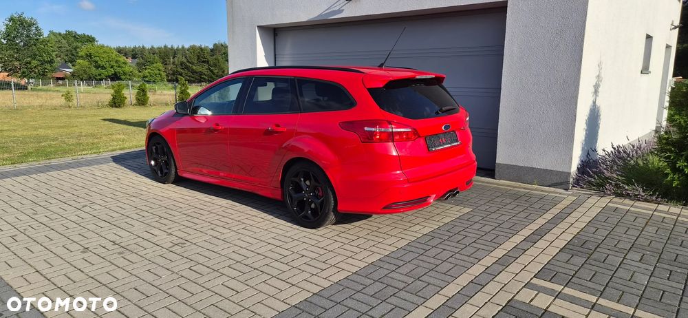 Ford Focus 2.0 EcoBoost ST-2 - 13