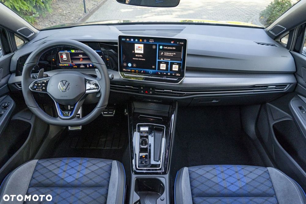 Volkswagen Golf - 19