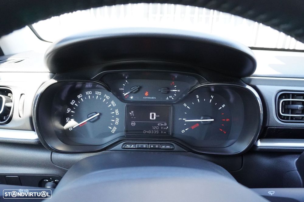 Citroën C3 1.2 PureTech Shine - 9