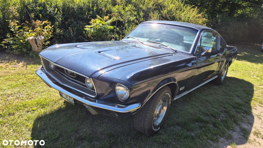 Ford Mustang - 5