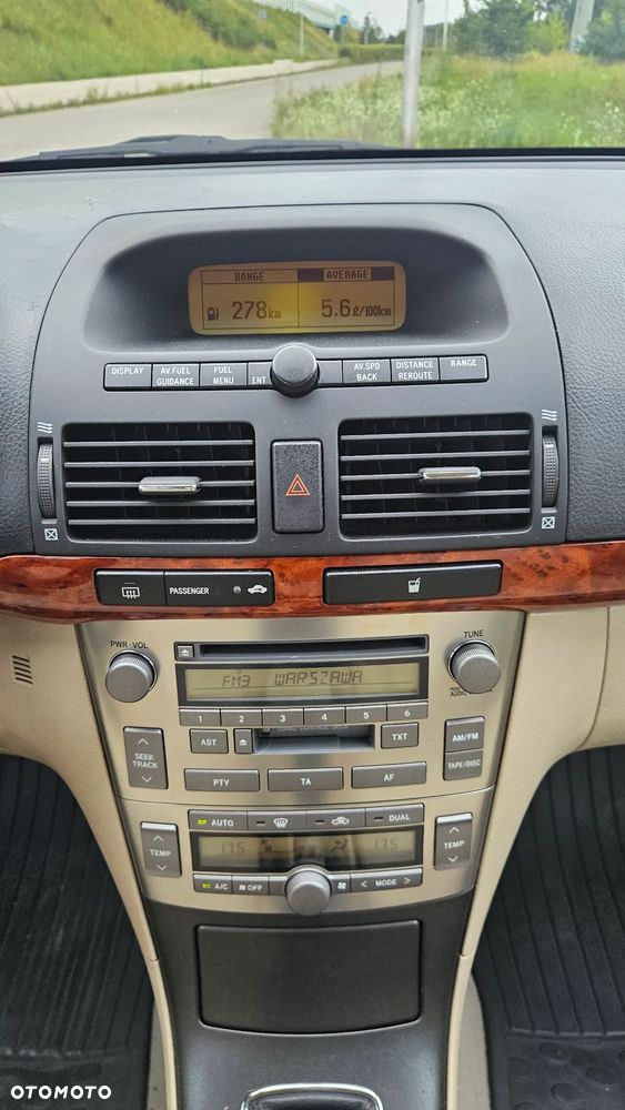 Toyota Avensis 1.8 VVT-i Sol - 7