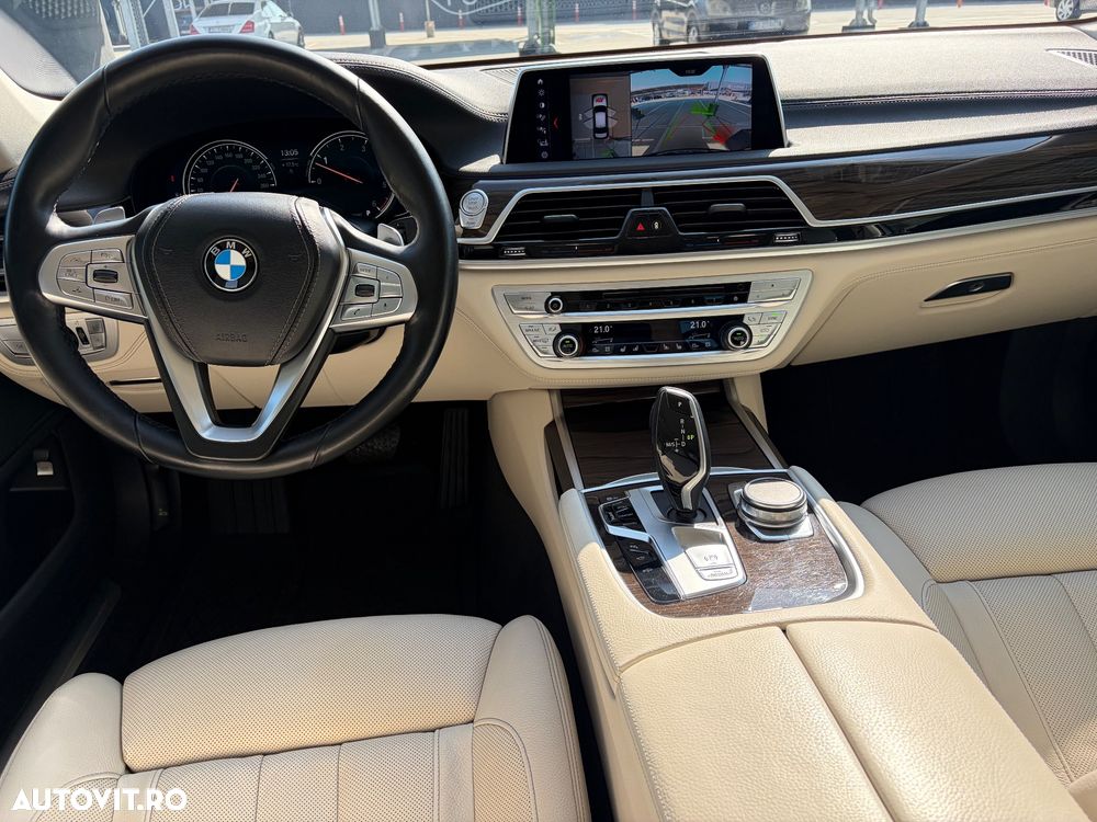 BMW Seria 7 730Ld xDrive - 13