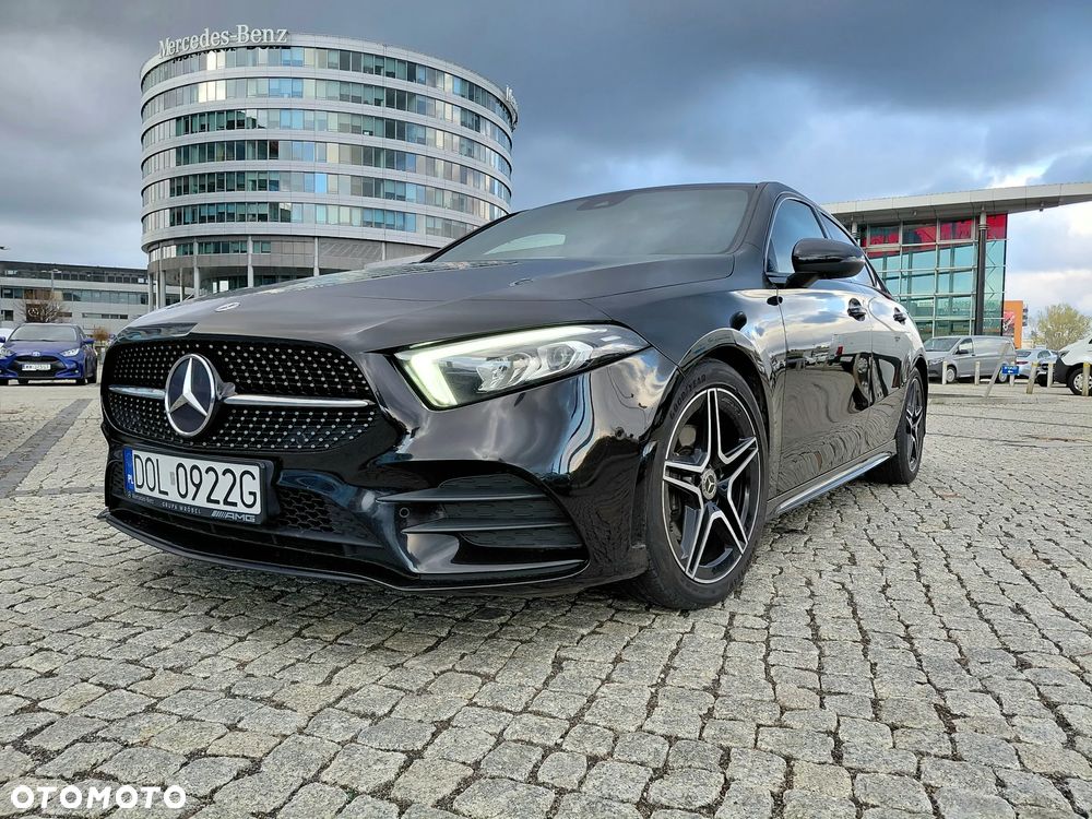 Mercedes-Benz Klasa A 200 AMG Line 7G-DCT - 3