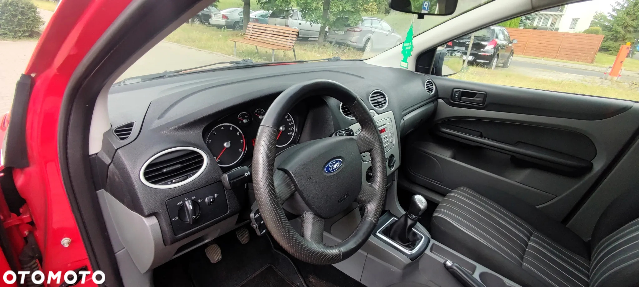 Ford Focus 1.4 Ambiente - 15
