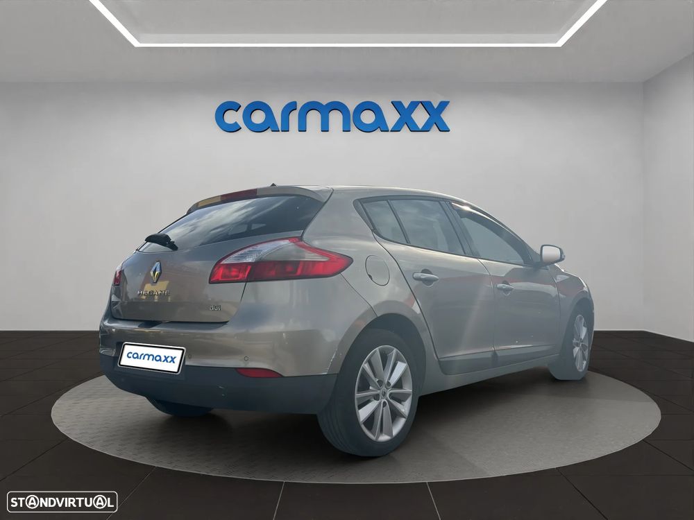 Renault Mégane 1.5 dCi Dynamique S - 6