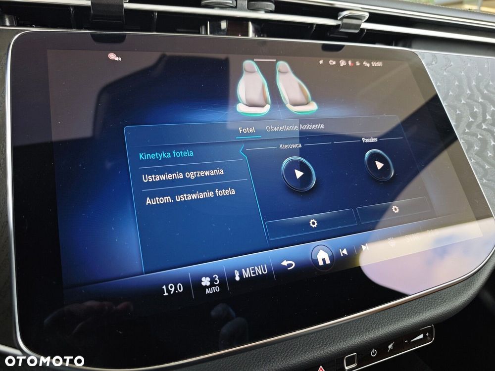 Mercedes-Benz Klasa E 220 d mHEV 4-Matic AMG 9G-Tronic - 21