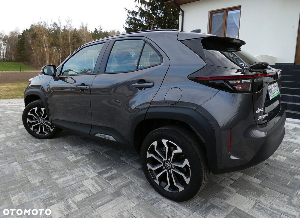 Toyota Yaris Cross Hybrid 1.5 Comfort - 24