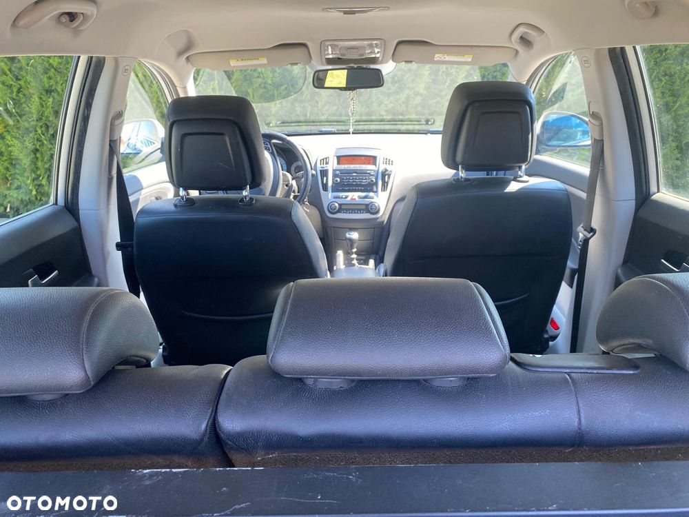 Kia Ceed 1.6 Crdi Comfort + - 4