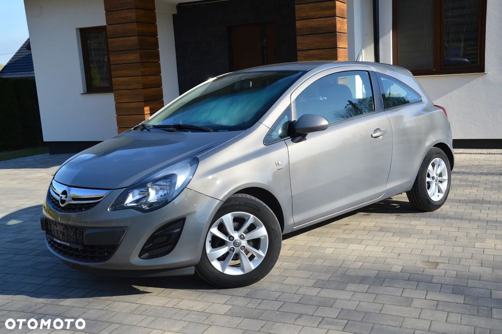 Opel Corsa 1.4 Color Edition - 1