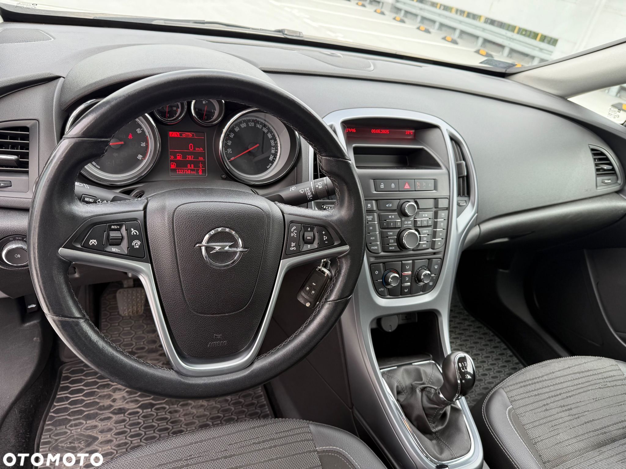 Opel Astra IV 1.6 Essentia - 14