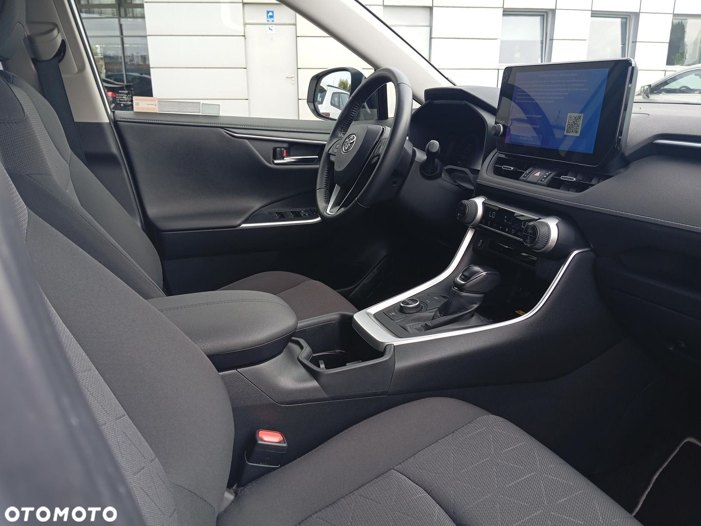 Toyota RAV4 - 9