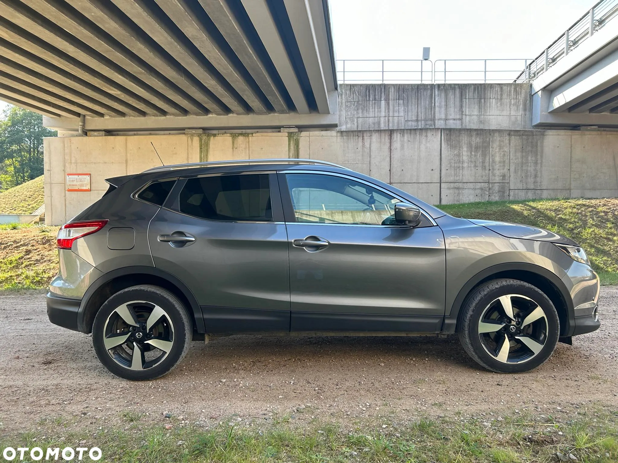 Nissan Qashqai 1.6 DCi 4x4 N-Connecta - 2
