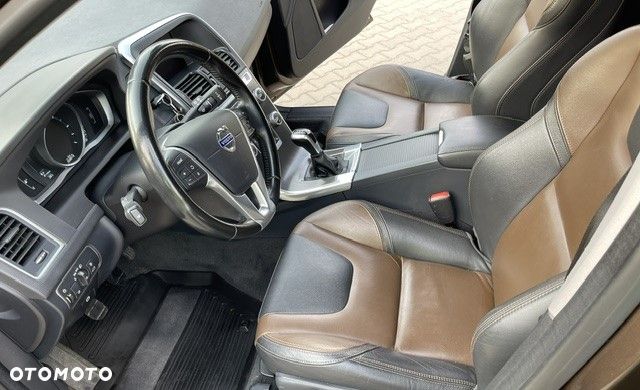 Volvo XC 60 - 11