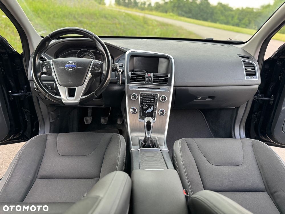 Volvo XC 60 D4 Momentum - 31