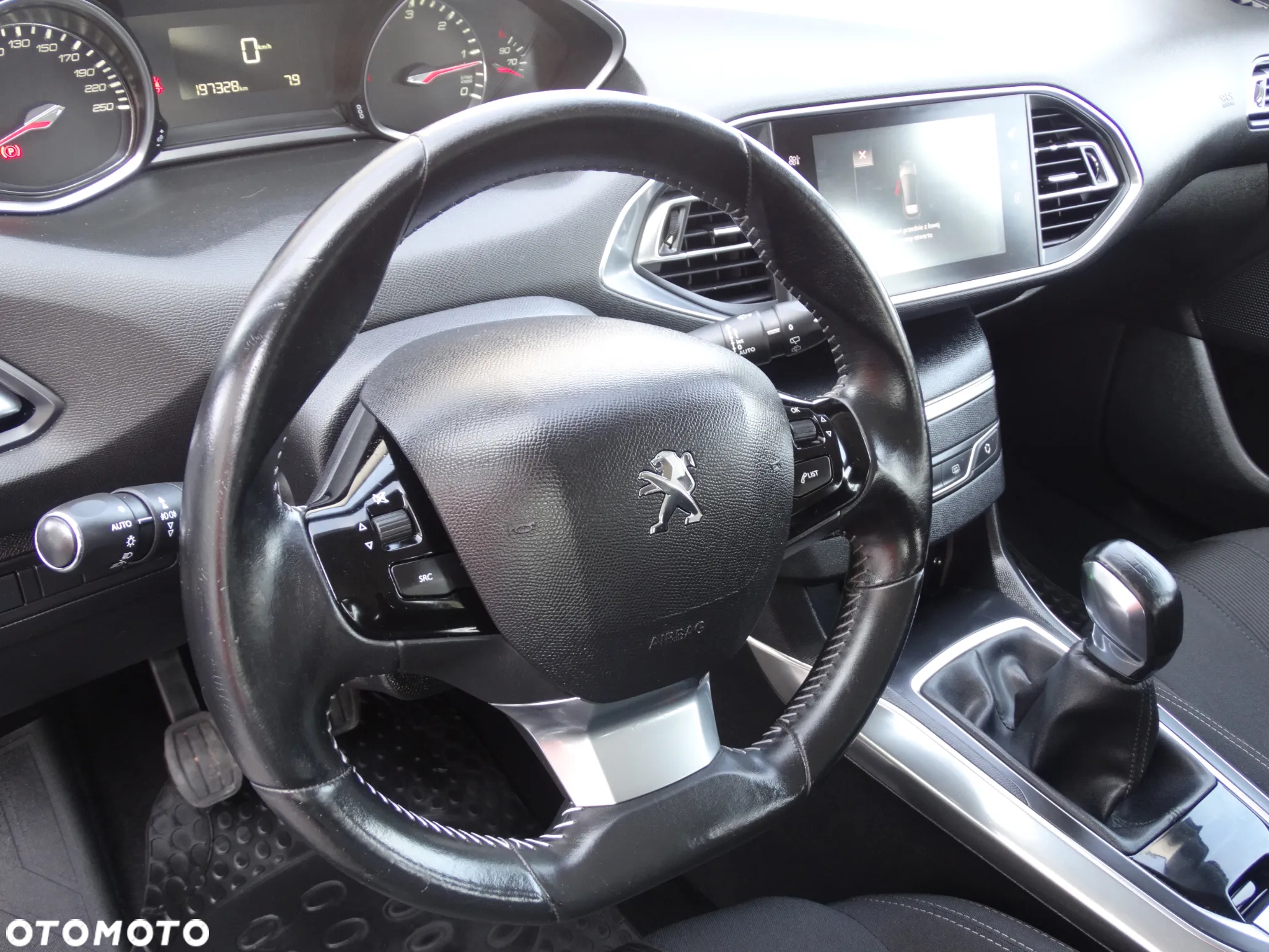 Peugeot 308 1.6 BlueHDi Allure S&S - 20