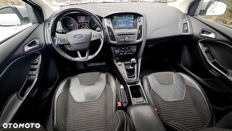 Ford Focus 2.0 TDCi Titanium ASS - 11