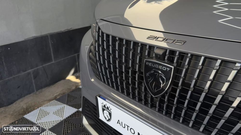 Peugeot e-2008 50 kWh GT Line - 8