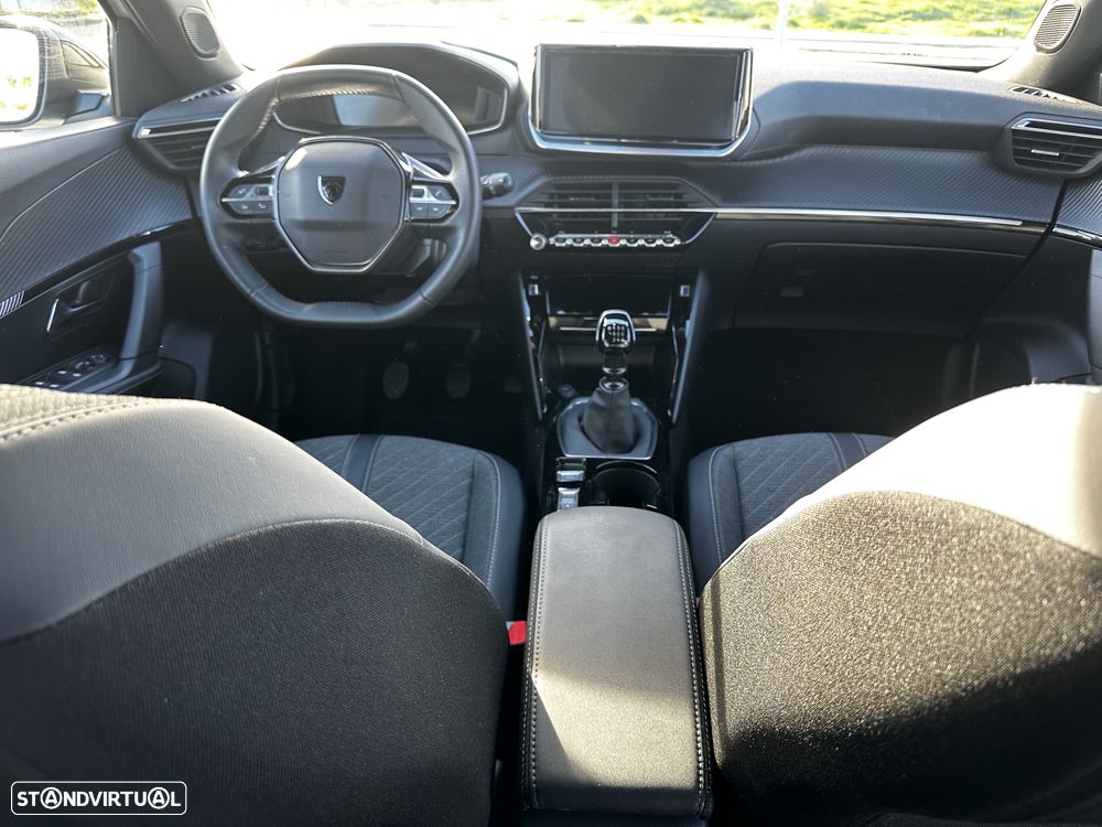 Peugeot 2008 1.2 PureTech Allure Pack - 5