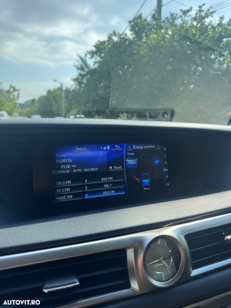 Lexus Seria GS - 11