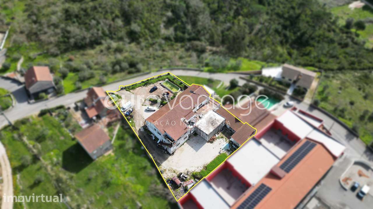 Propriedade Única – T6 + T2 com Piscina e Potencial Ilimitado - Grande imagem: 4/52