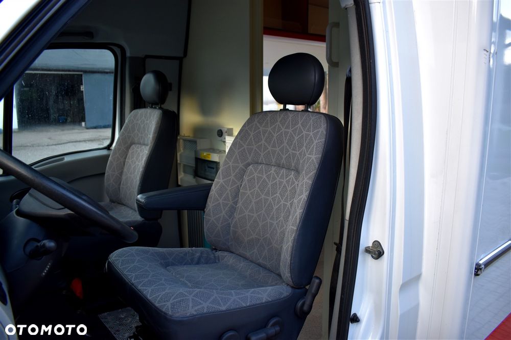 Renault Master - 32