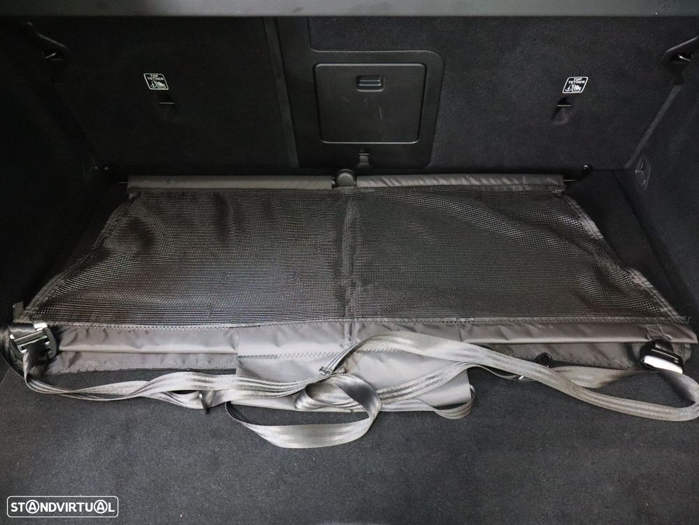 Volvo XC 60 2.0 T6 PHEV Core AWD - 22