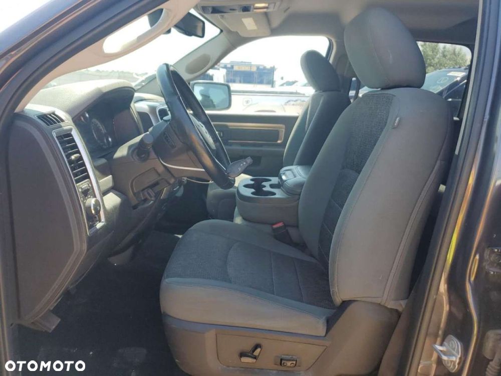 RAM 1500 - 8