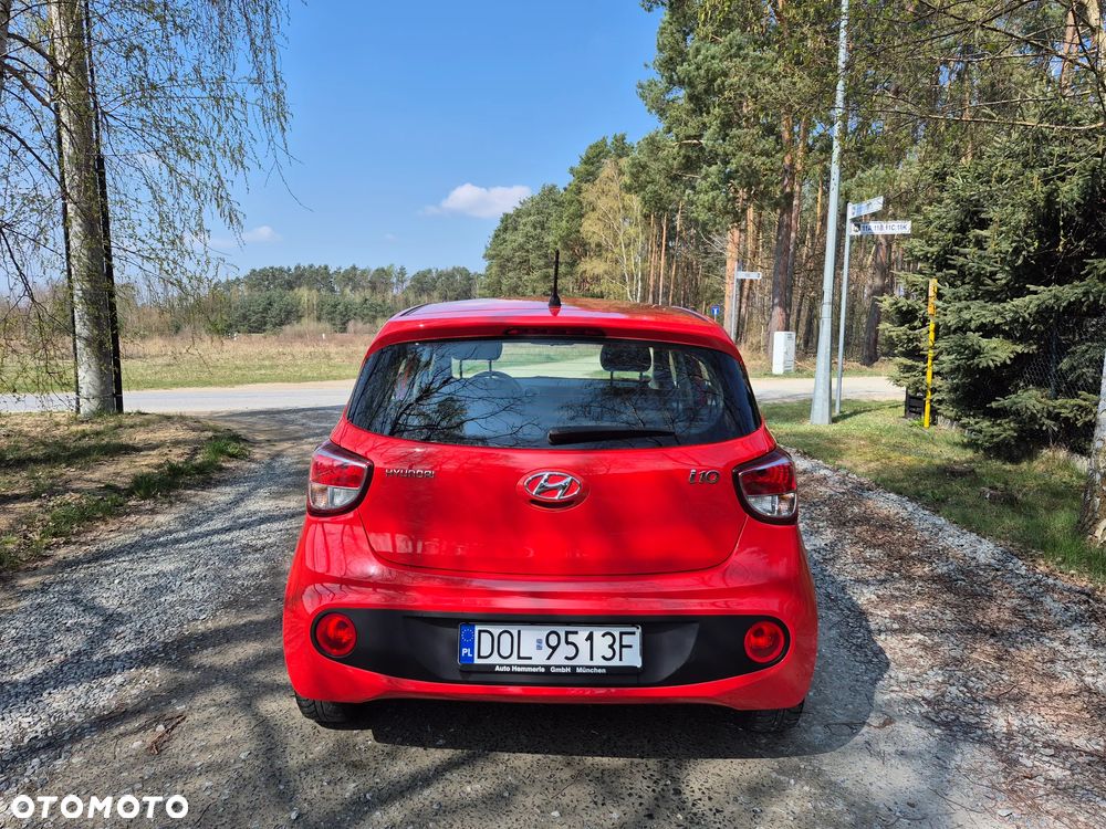 Hyundai i10 1.2 Fifa World Cup Edition - 10