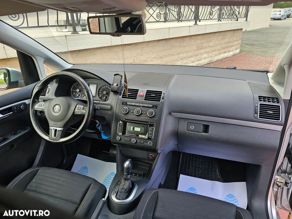 Volkswagen Touran 1.6 TDI DPF BlueMotion Technology DSG Cup - 9