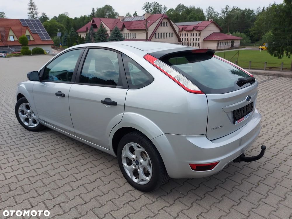 Ford Focus - 10