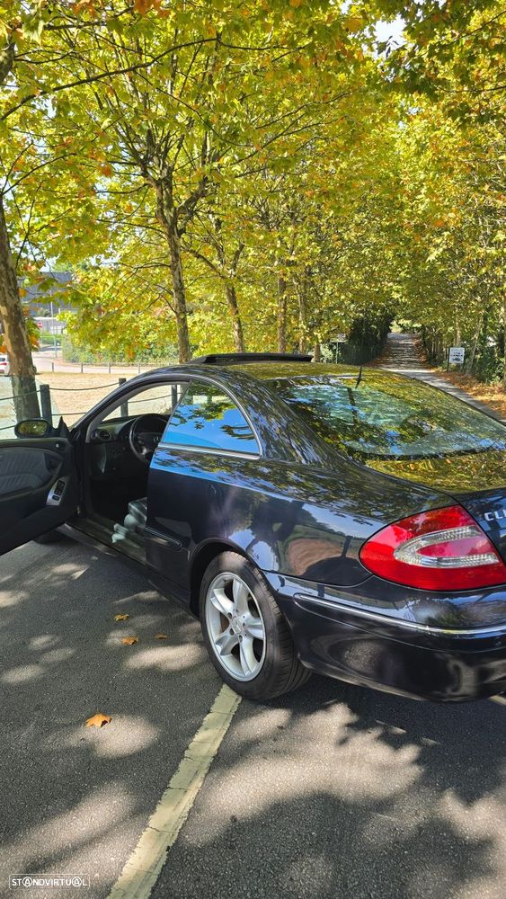 Mercedes-Benz CLK 200 K Avantgarde Aut. - 6