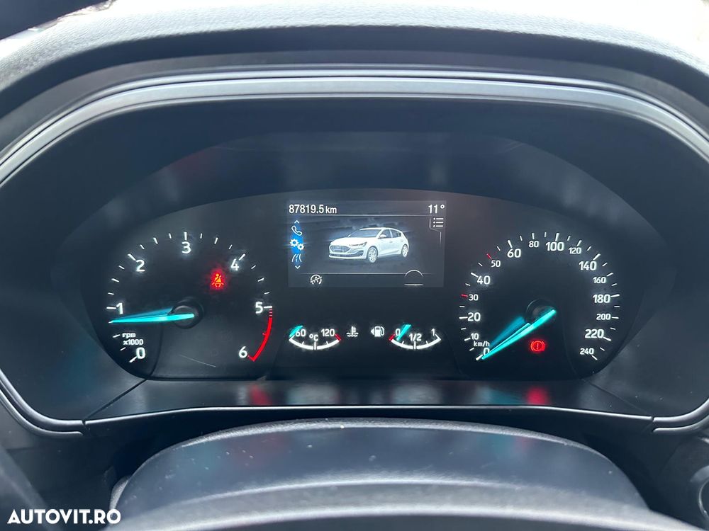 Ford Focus 1.5 EcoBlue Connected - 18