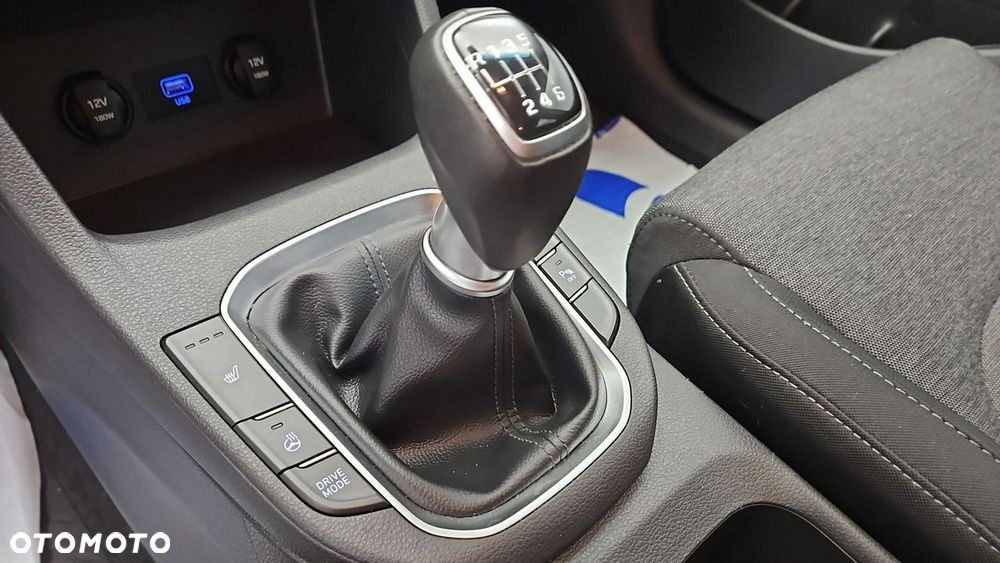 Hyundai i30 1.5 T-GDI 48V Smart - 18