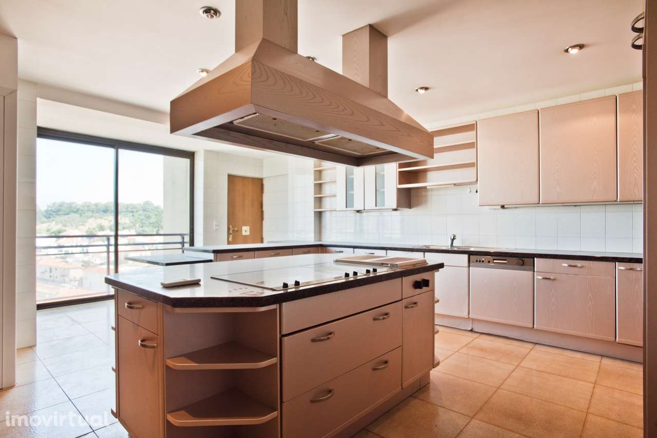 Excelente e grande T4 em Braga - Grande imagem: 2/12