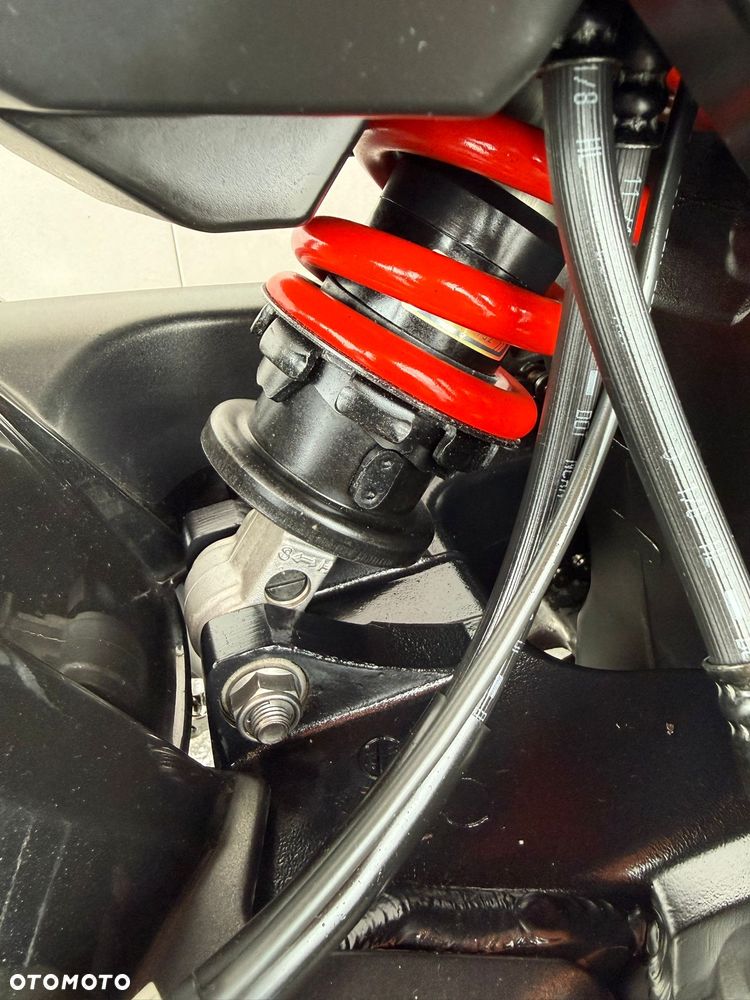Honda Hornet - 26