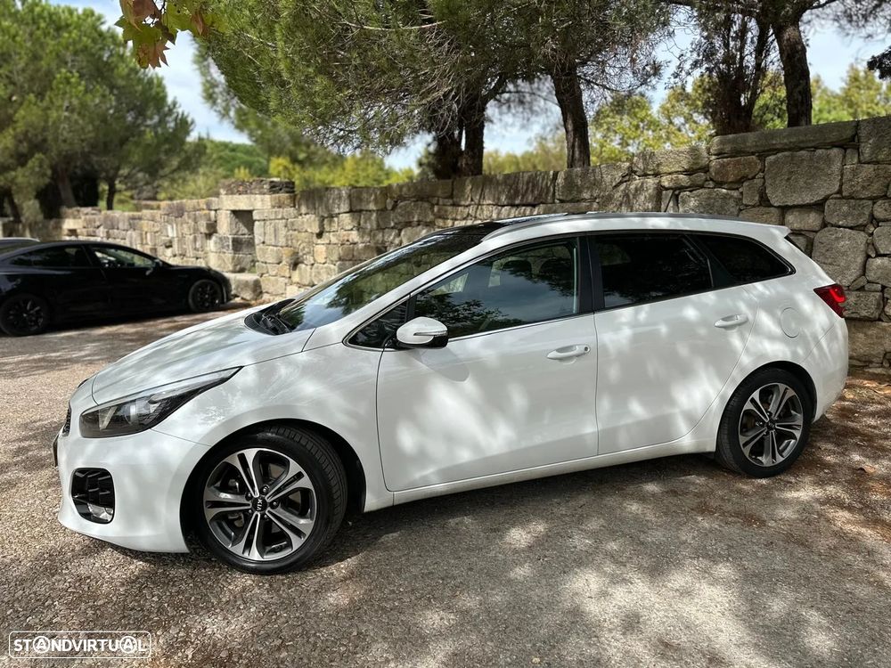 Kia Ceed SW 1.6 CRDi GT Line - 4