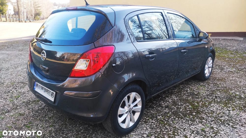 Opel Corsa - 2