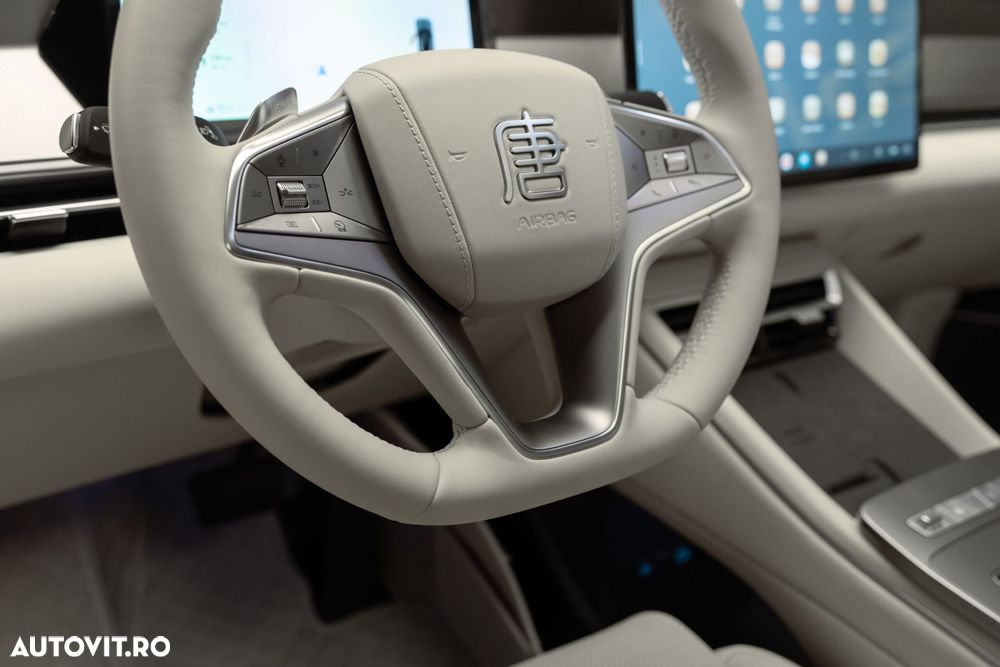 Byd Tang L - 18